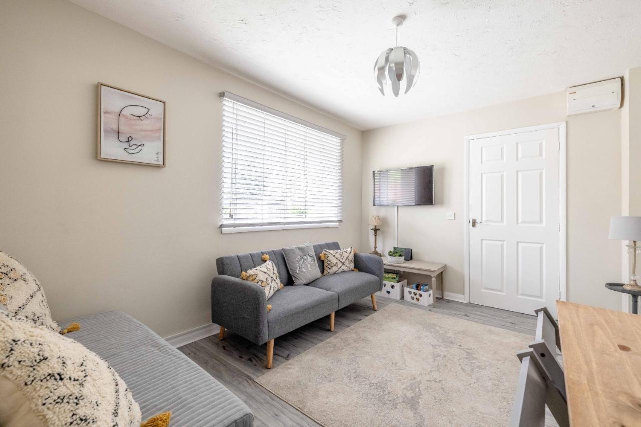 Windsor Burnham Ascot Haven Sleeps 4 Villa Slough Kültér fotó