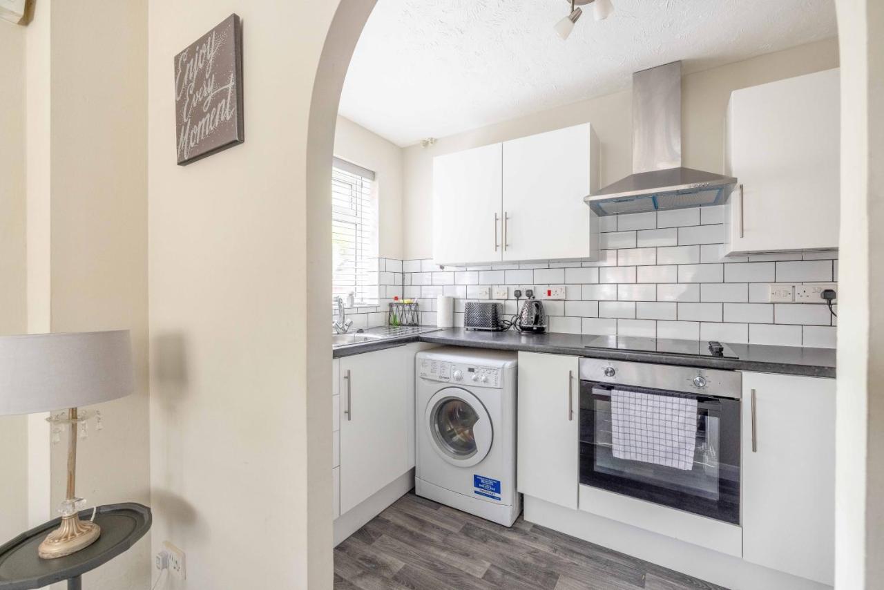 Windsor Burnham Ascot Haven Sleeps 4 Villa Slough Kültér fotó